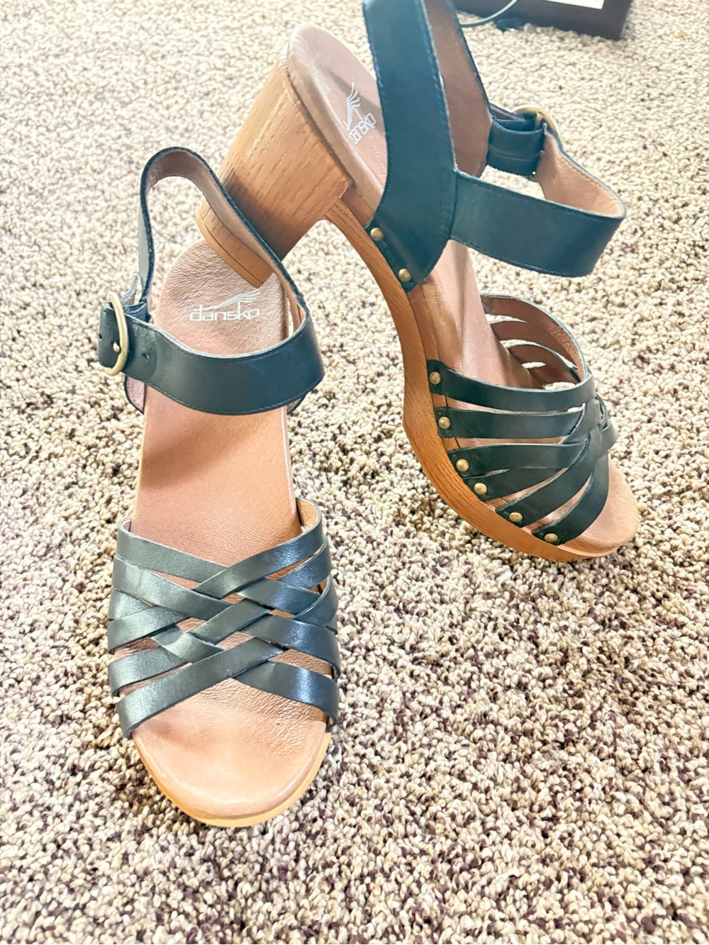 Dansko Women's black leather Dawson open toe strappy Sandals size 41 (11-11.5)